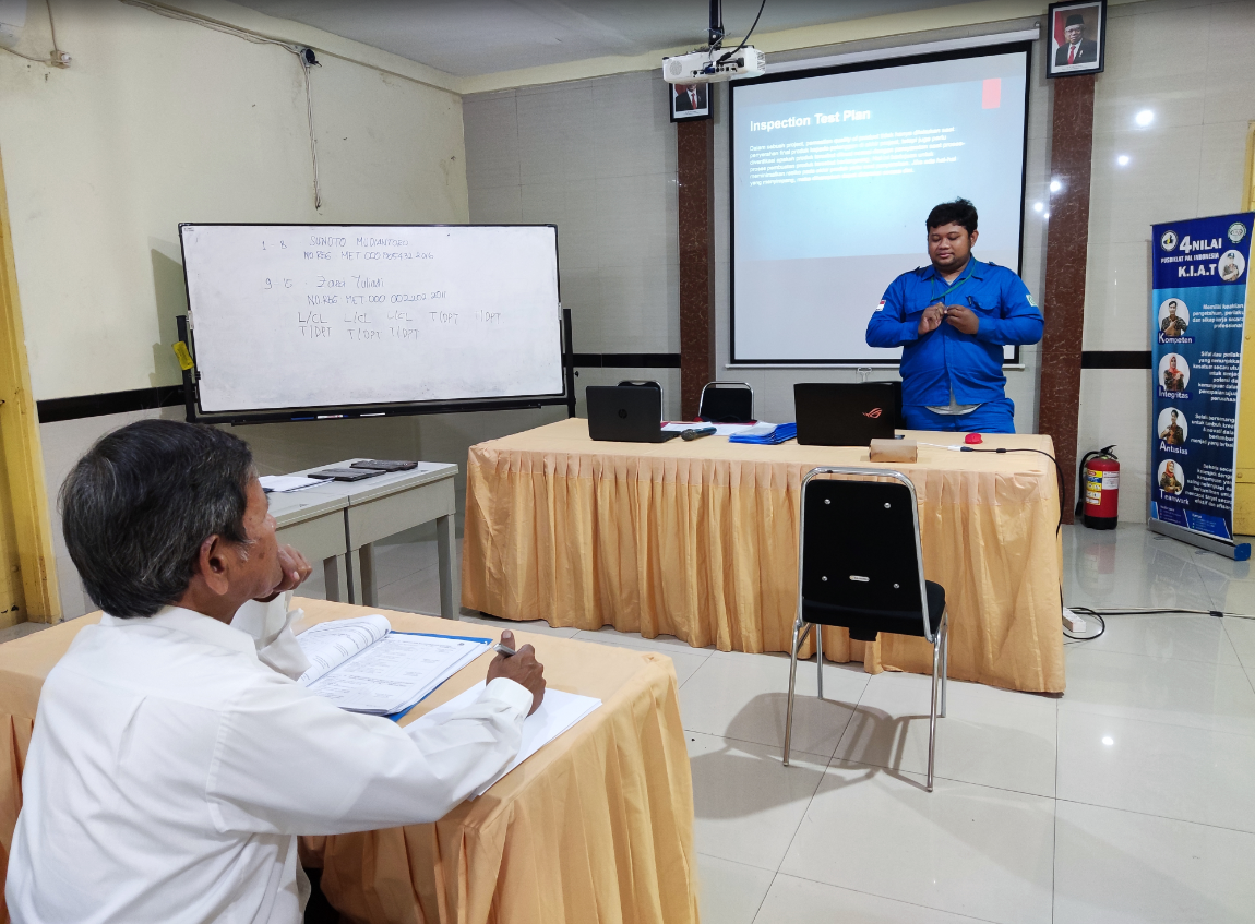 Sesi Presentasi Uji Kompetensi WI Comprehensive