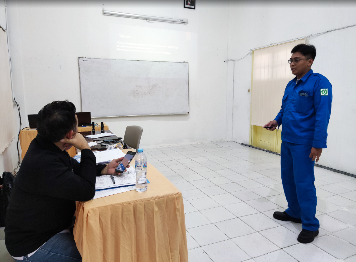 Sesi Presentasi Uji Kompetensi WI Comprehensive