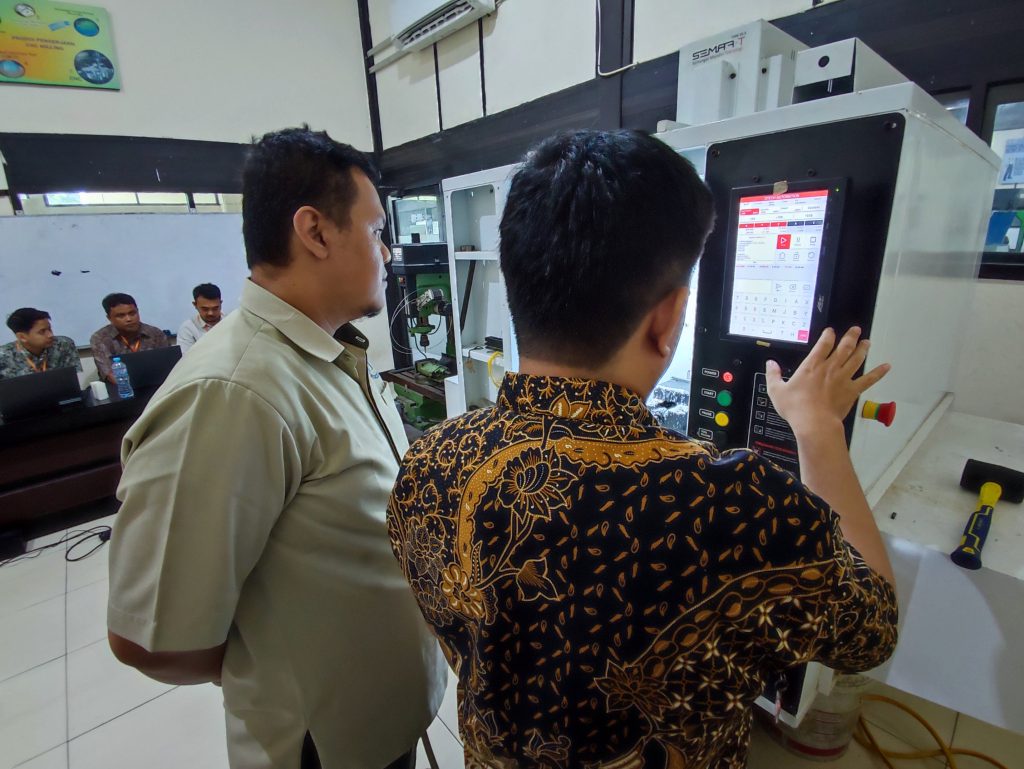 Kegiatan Programming CNC