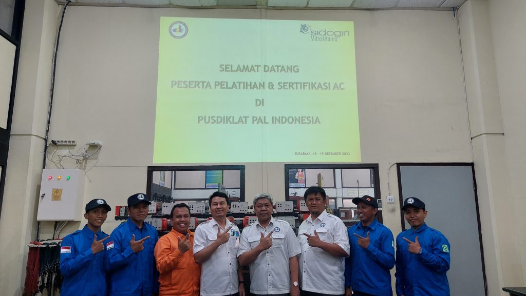 Foto Bersama Peserta dan Instruktur